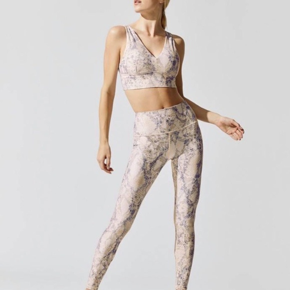 Carbon38 high rise legging and bra set